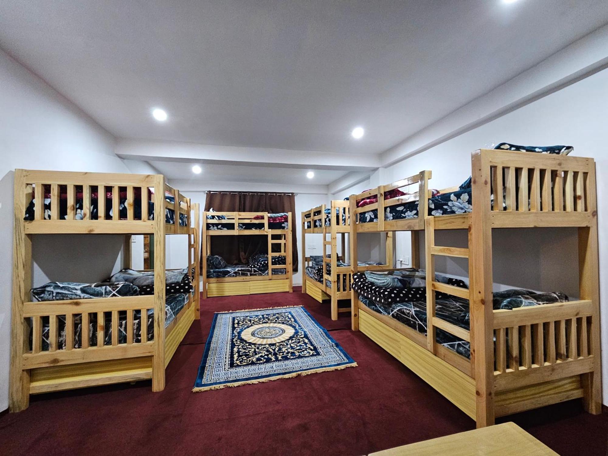 The Pineapple Home Manali  Luaran gambar